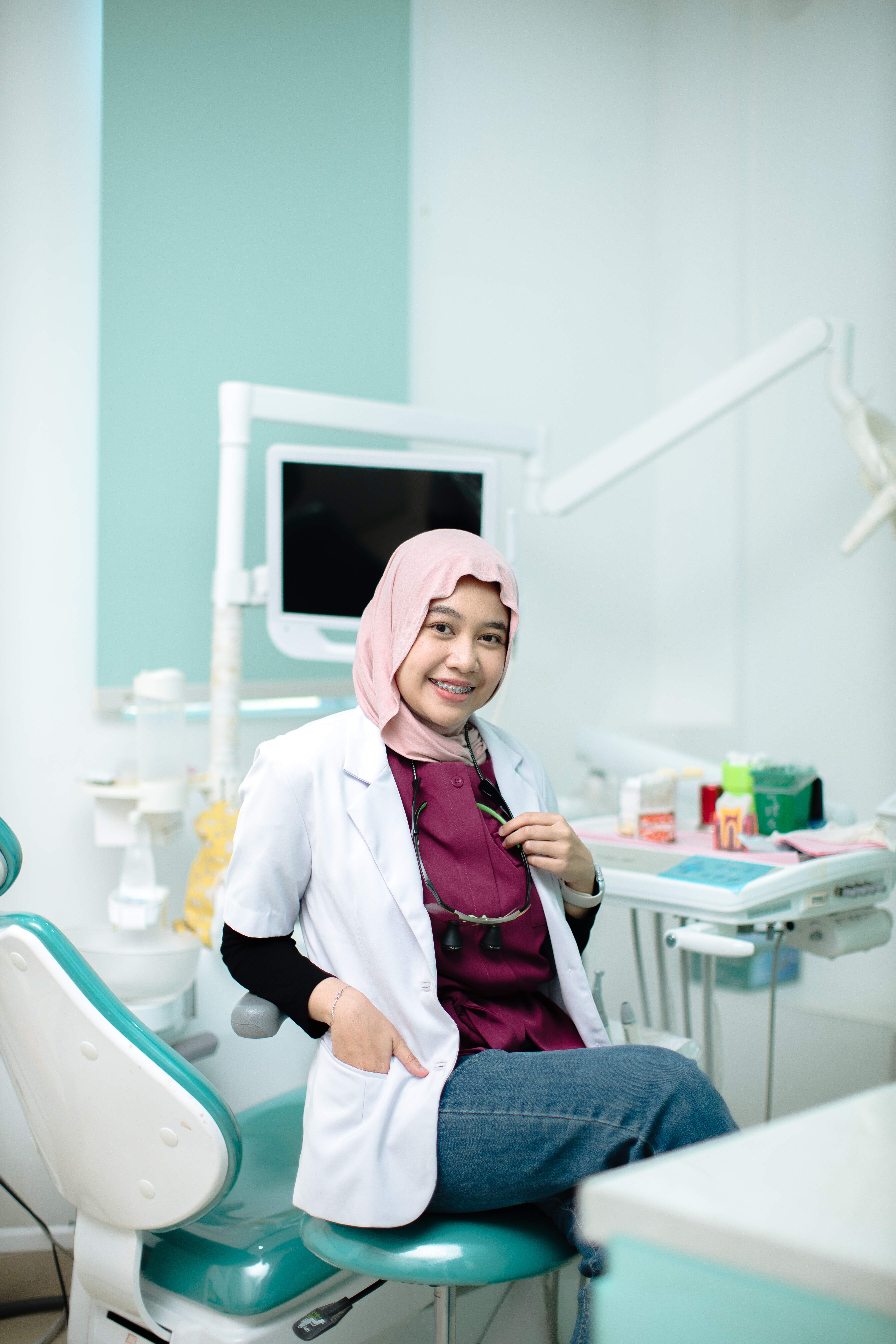 drg. Nadhifa Salma